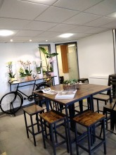 Notre zone d'activité pour ce service Boutique de fleurs pour la réalisation de bouquets de demoiselles d'honneur sur-mesure près de